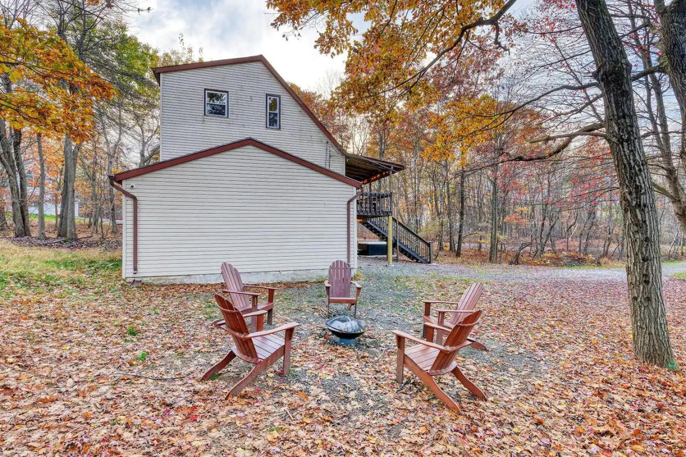 Fun Home 4 Endless Enjoyment With Game Room & Hot Tub Long Pond Buitenkant foto